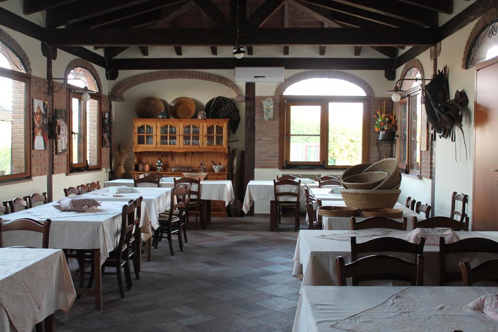 Agriturismo Su Recreu Ittiri Buitenkant foto